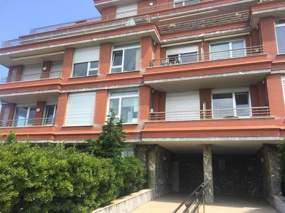 Flat With 160 M Of Garden, Sea Views Bilbao-Getxoアパートメント エクステリア 写真